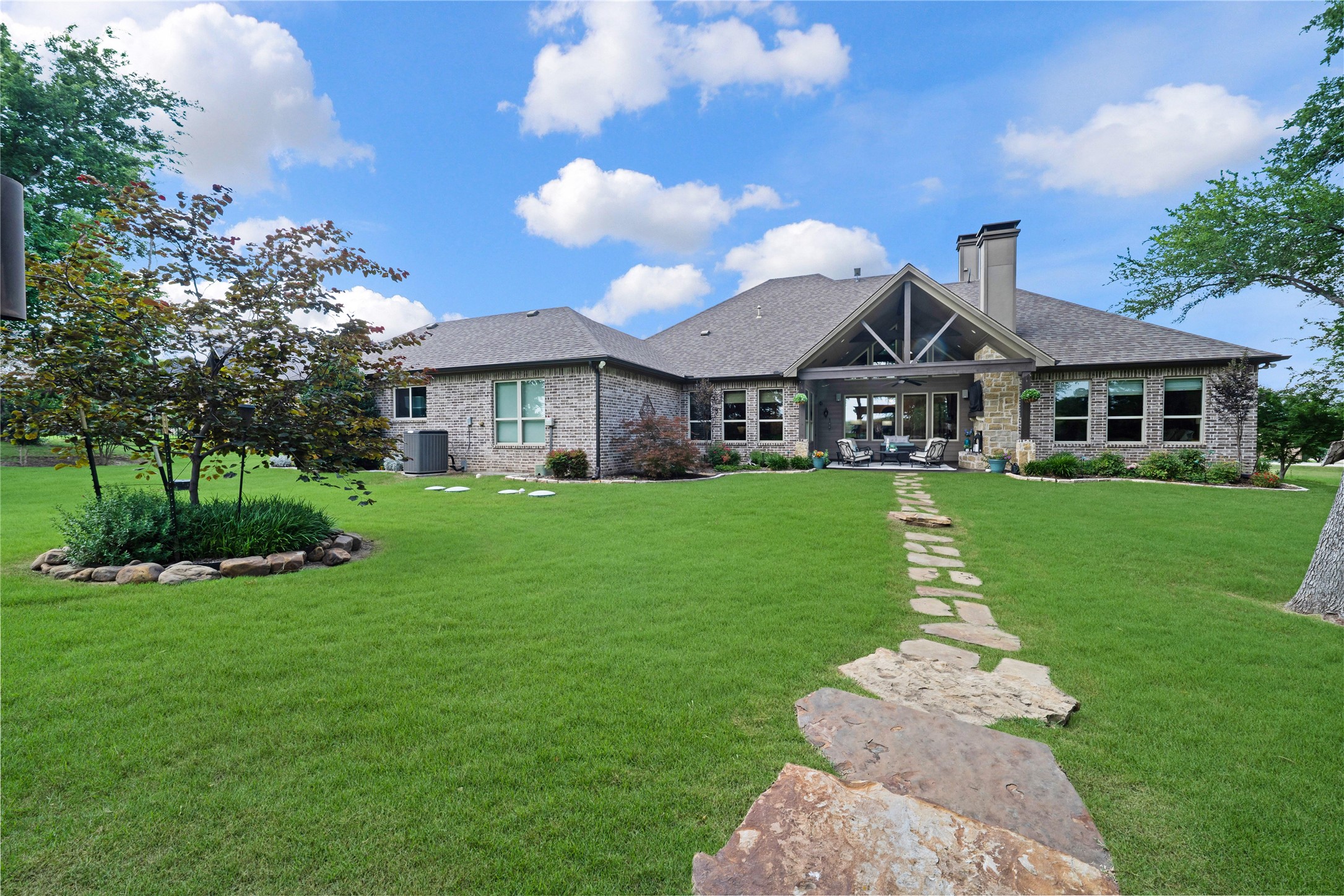 4488 Lake Breeze Drive Mckinney TX 75071