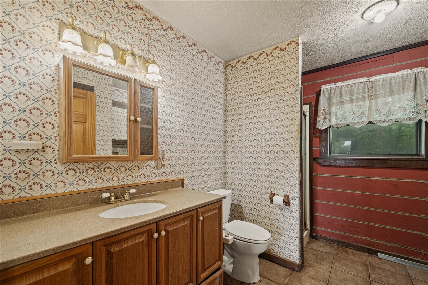 1879 County Road 3302 Greenville TX 75402
