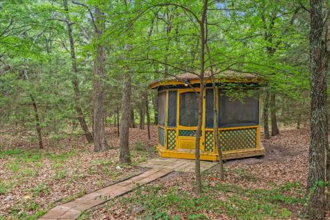 1879 County Road 3302 Greenville TX 75402