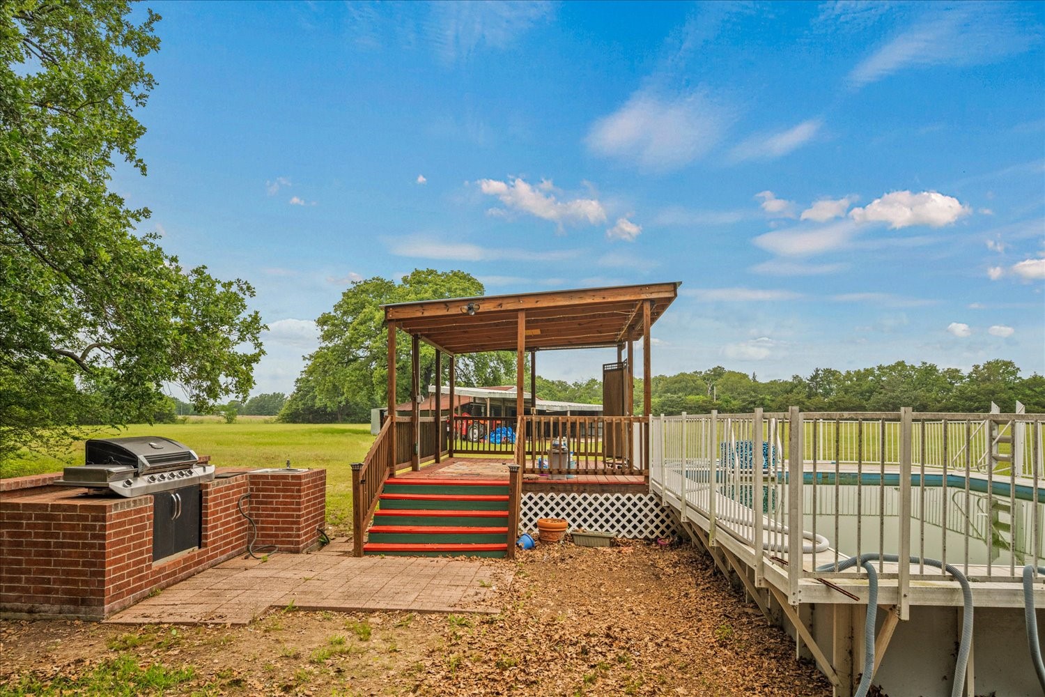 1879 County Road 3302 Greenville TX 75402