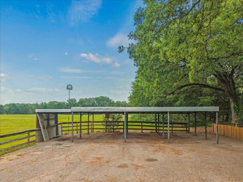 1879 County Road 3302 Greenville TX 75402
