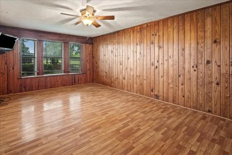 1879 County Road 3302 Greenville TX 75402