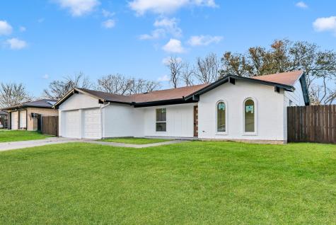 1701 Carla Avenue Arlington TX 76014