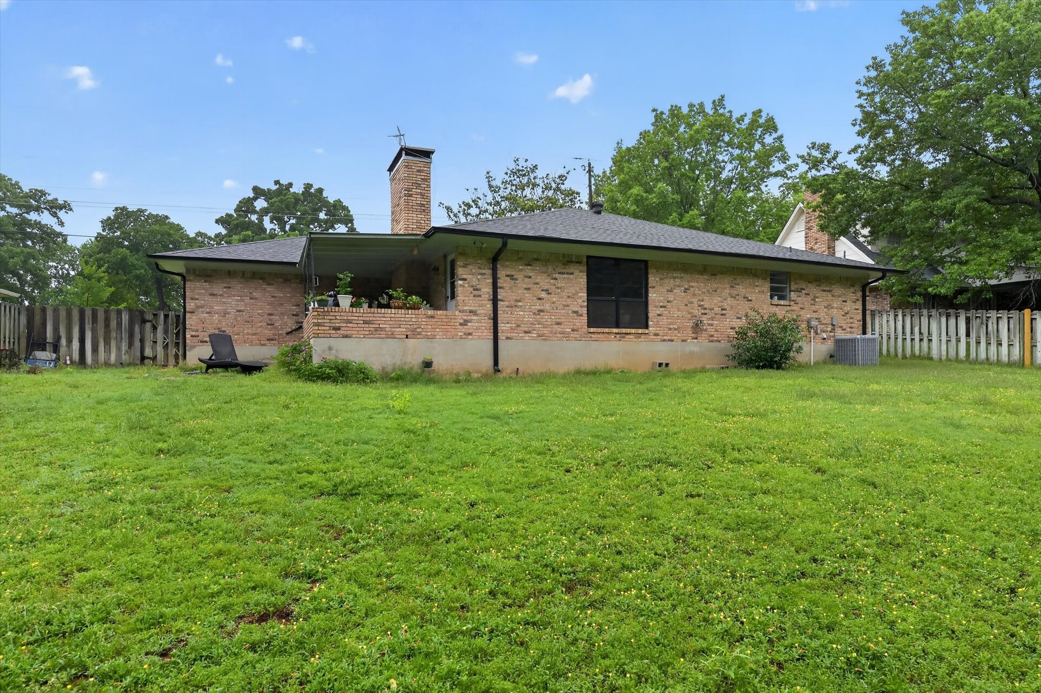 1224 S Lang Avenue Denison TX 75020