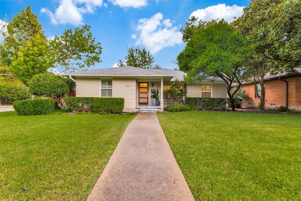 7158 Bennington Drive Dallas TX 75214