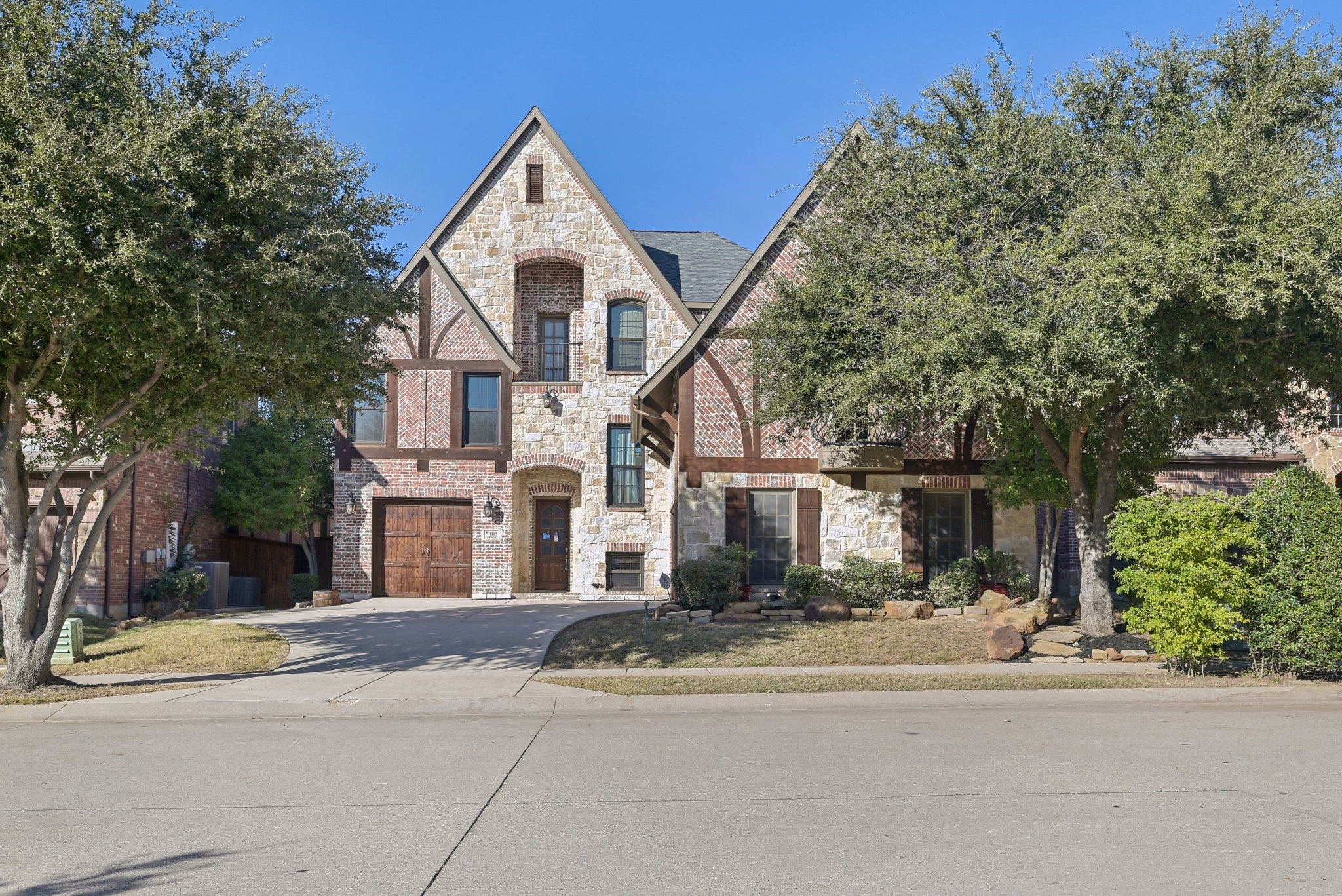 1105 Grant Avenue Lantana TX 76226