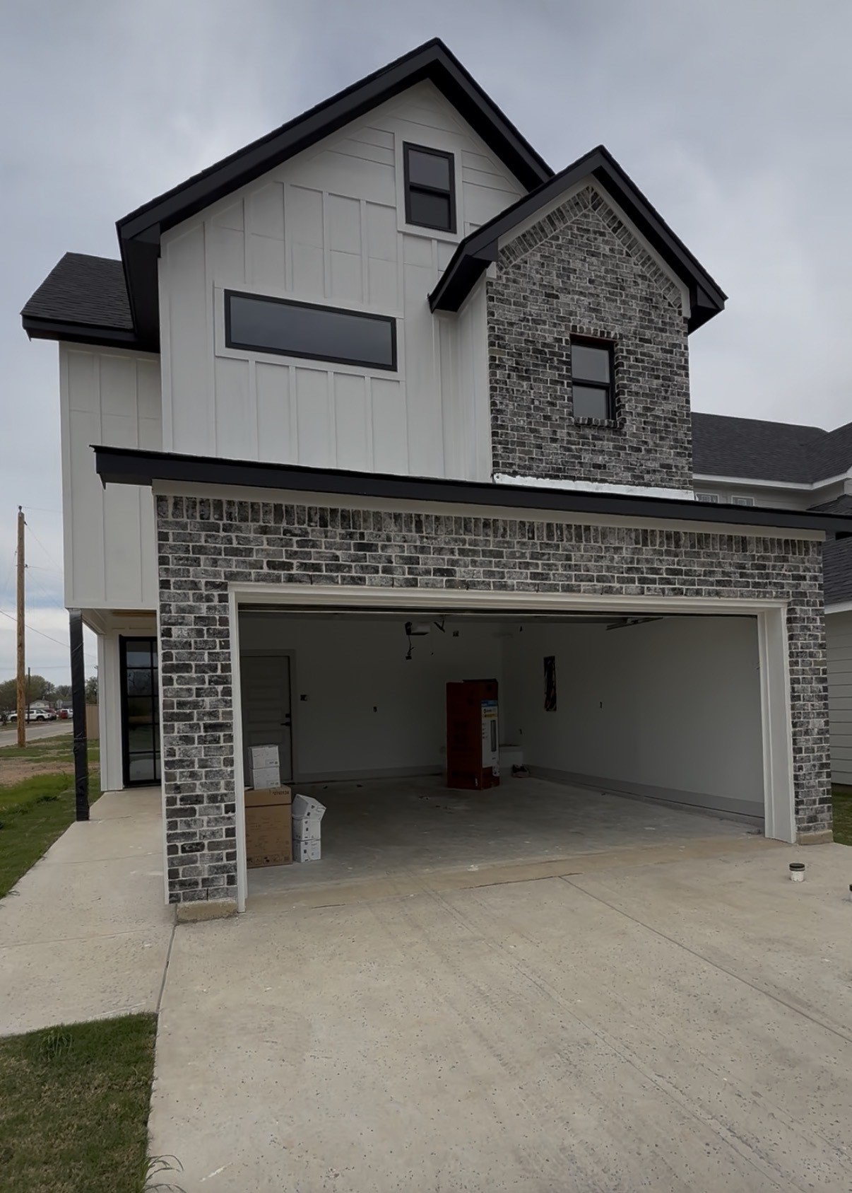 216 SW 13th Street Mineral Wells TX 76067