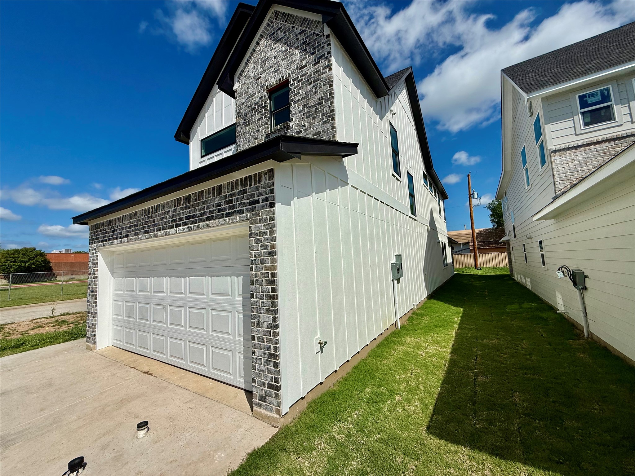 216 SW 13th Street Mineral Wells TX 76067