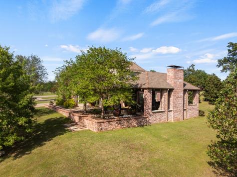 6 County Road 1215 Pittsburg TX 75686
