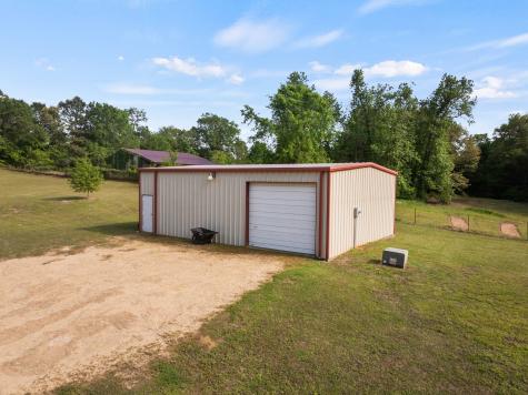 6 County Road 1215 Pittsburg TX 75686