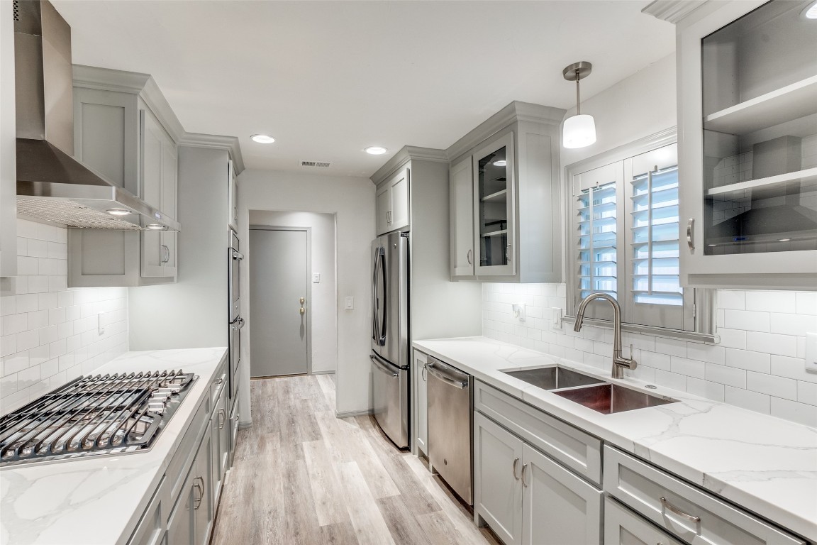 10508 Robindale Drive Dallas TX 75238
