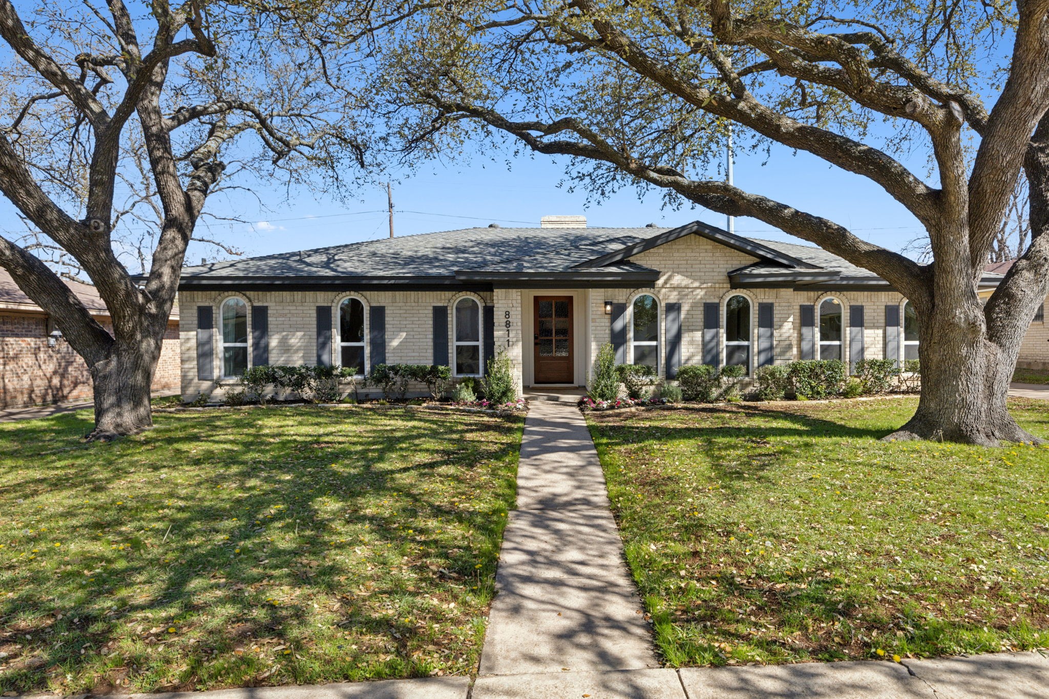 8811 Forest Green Drive Dallas TX 75243
