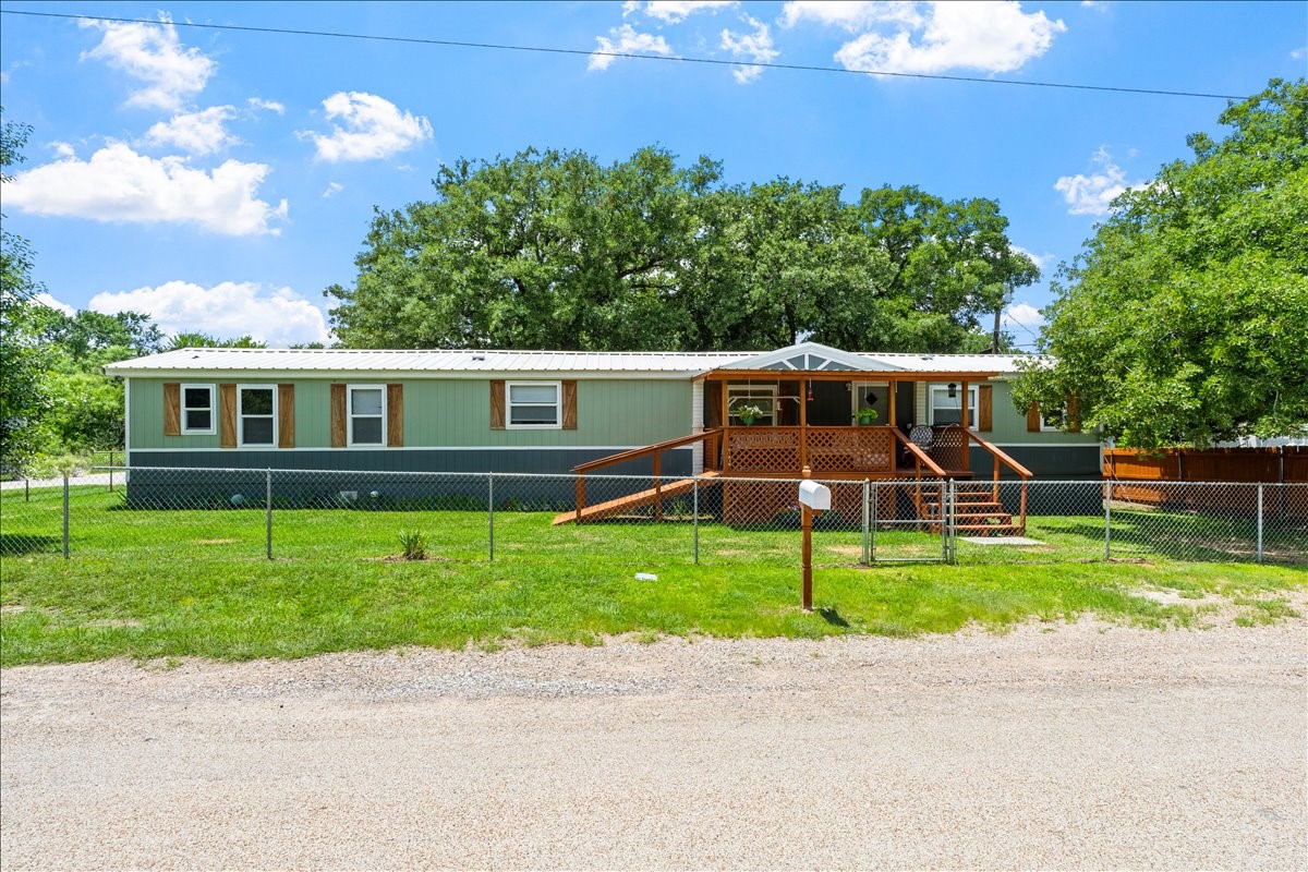 479 Live Oak Loop Whitney TX 76692