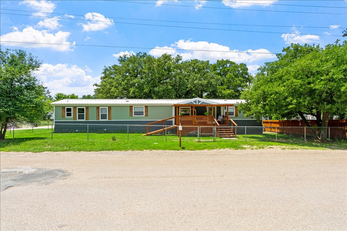 479 Live Oak Loop Whitney TX 76692