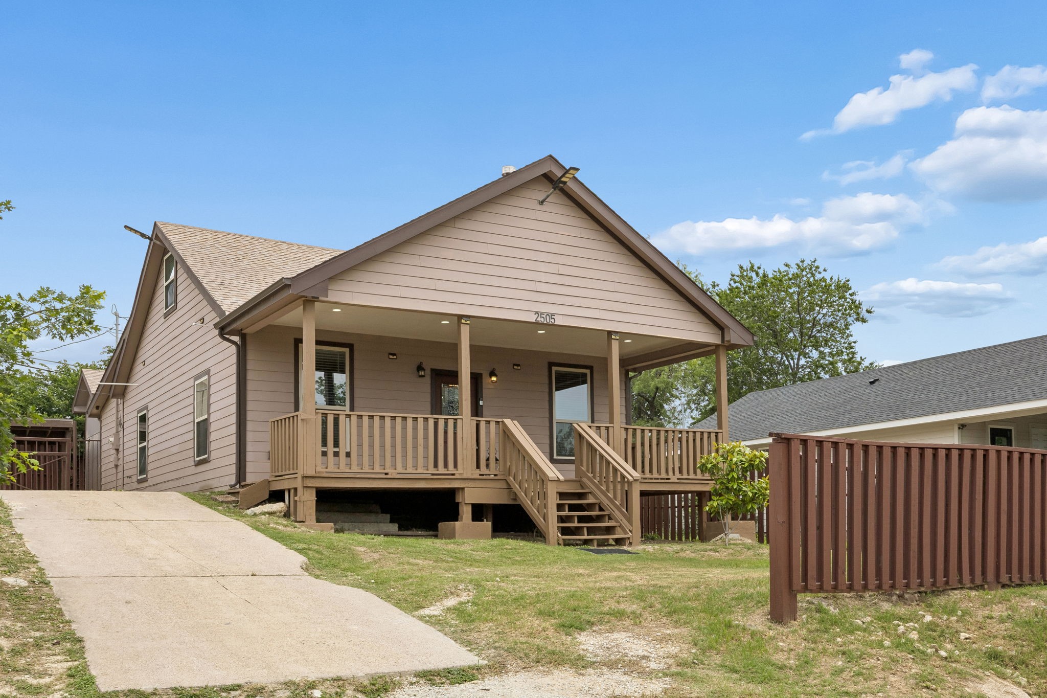2505 Chester Avenue Fort Worth TX 76106