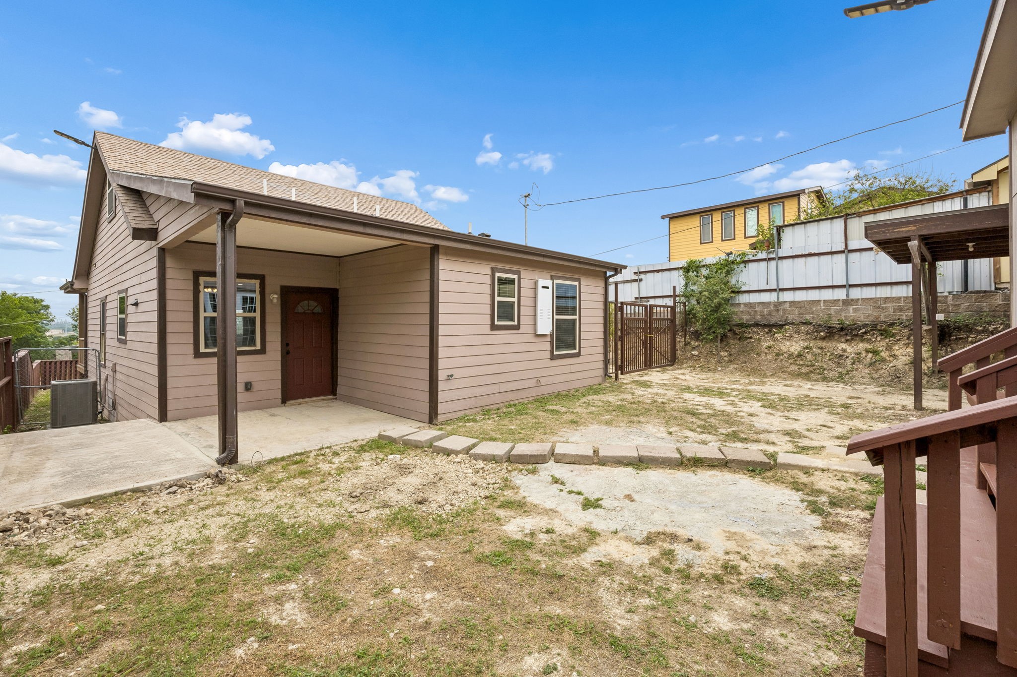 2505 Chester Avenue Fort Worth TX 76106