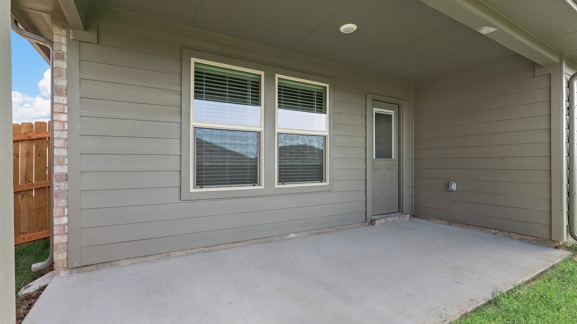 1732 Sand Pine Lane Fort Worth TX 76140