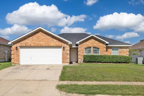 1719 Wolf Creek Drive Arlington TX 76018
