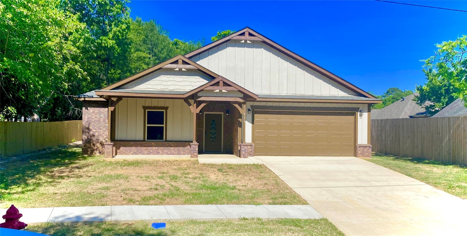 414 S Industrial Street Lindale TX 75771
