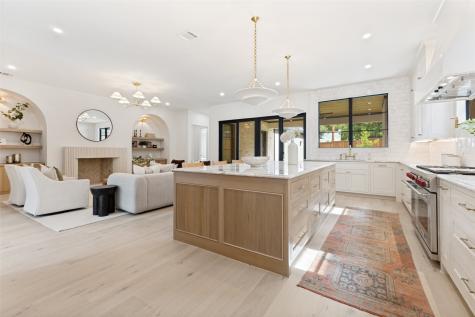 6803 Casa Loma Avenue Dallas TX 75214