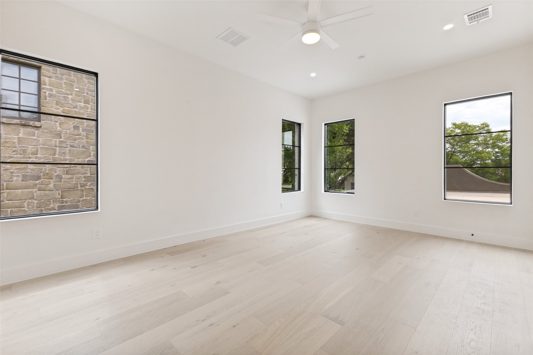 6803 Casa Loma Avenue Dallas TX 75214