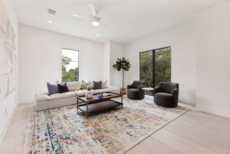 6803 Casa Loma Avenue Dallas TX 75214
