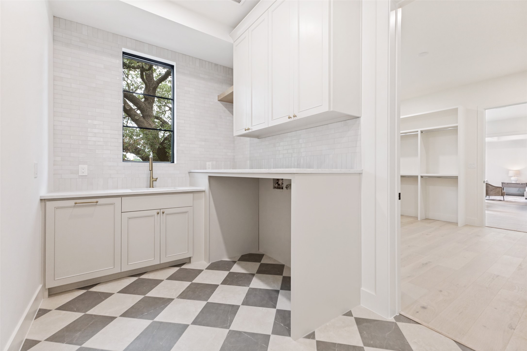 6803 Casa Loma Avenue Dallas TX 75214