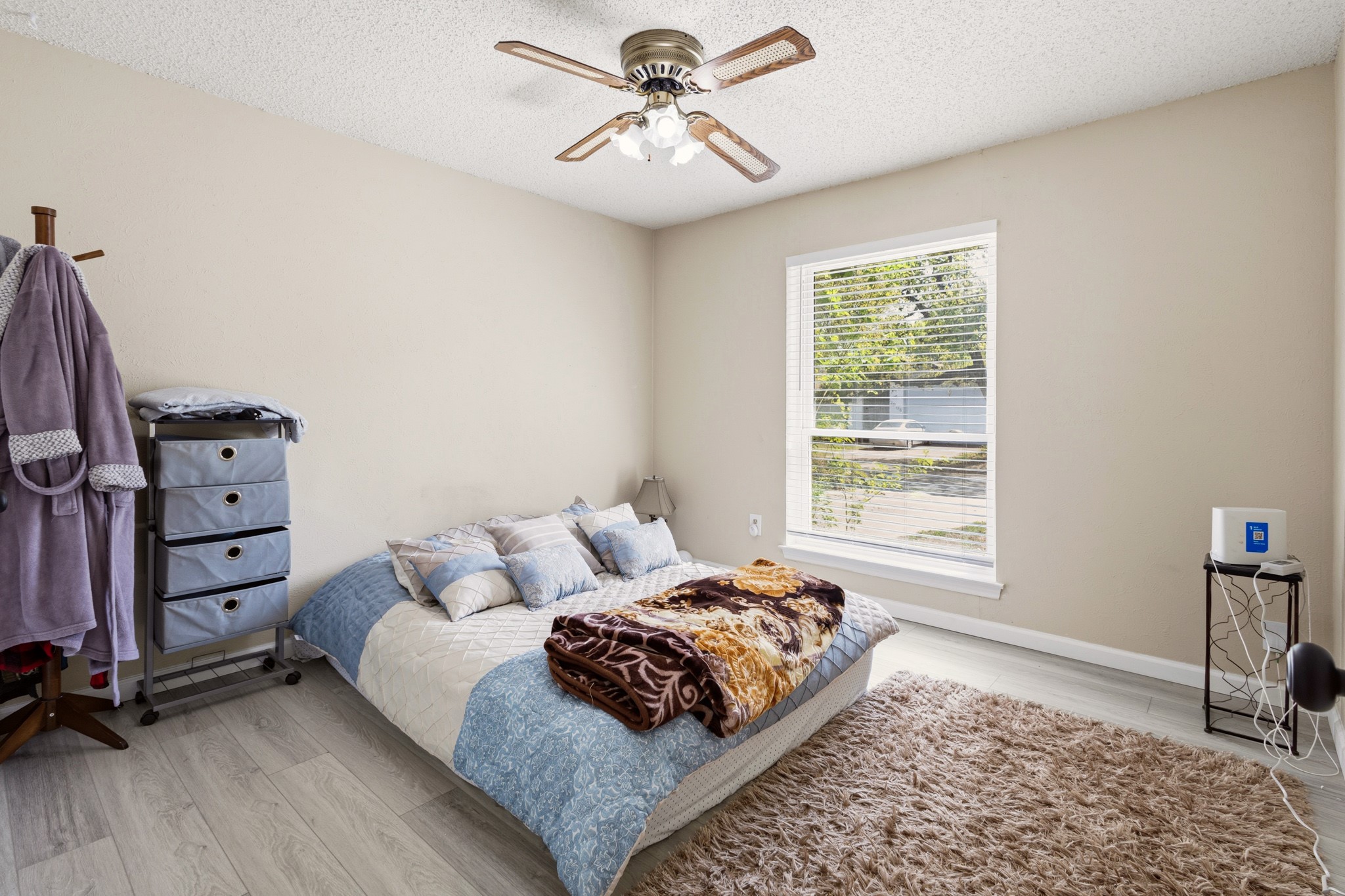 2011 Bay Oaks Drive Arlington TX 76012