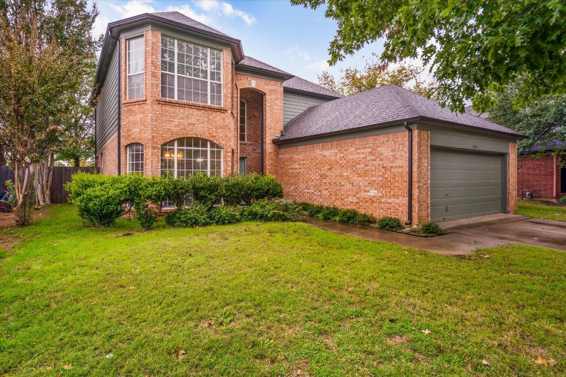 2800 Oakdale Drive Burleson TX 76028