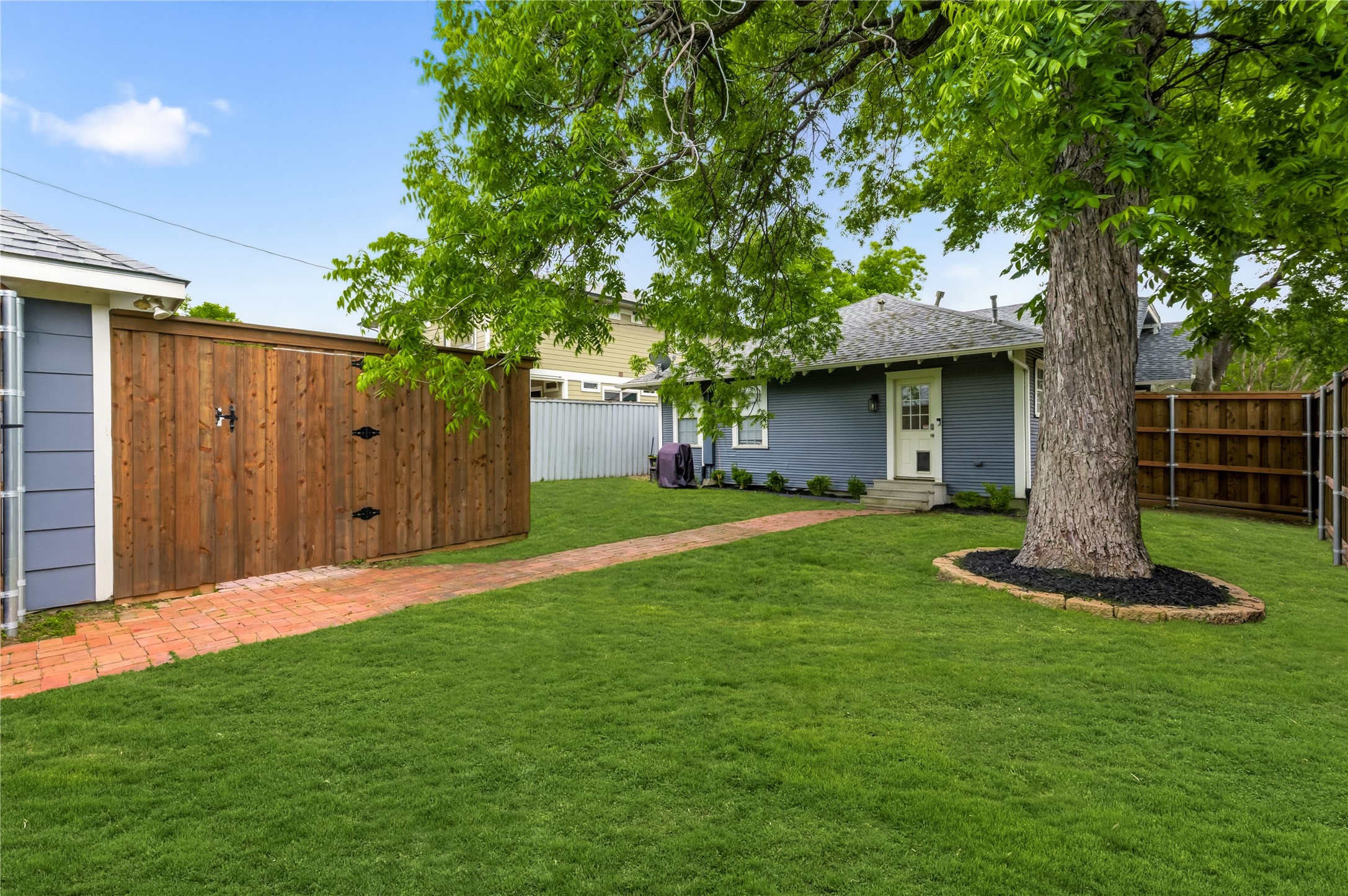 5701 Velasco Avenue Dallas TX 75206