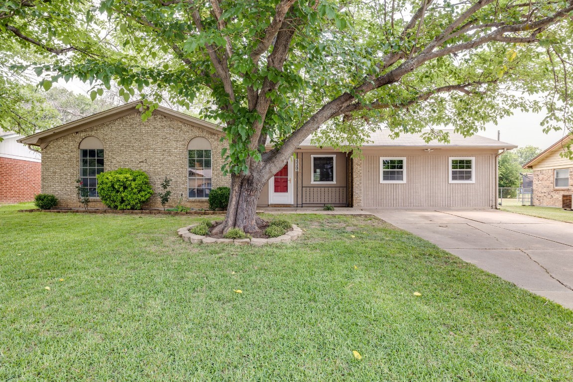330 NE Michael Drive Burleson TX 76028