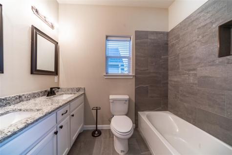 1030 W Gandy Street Denison TX 75020