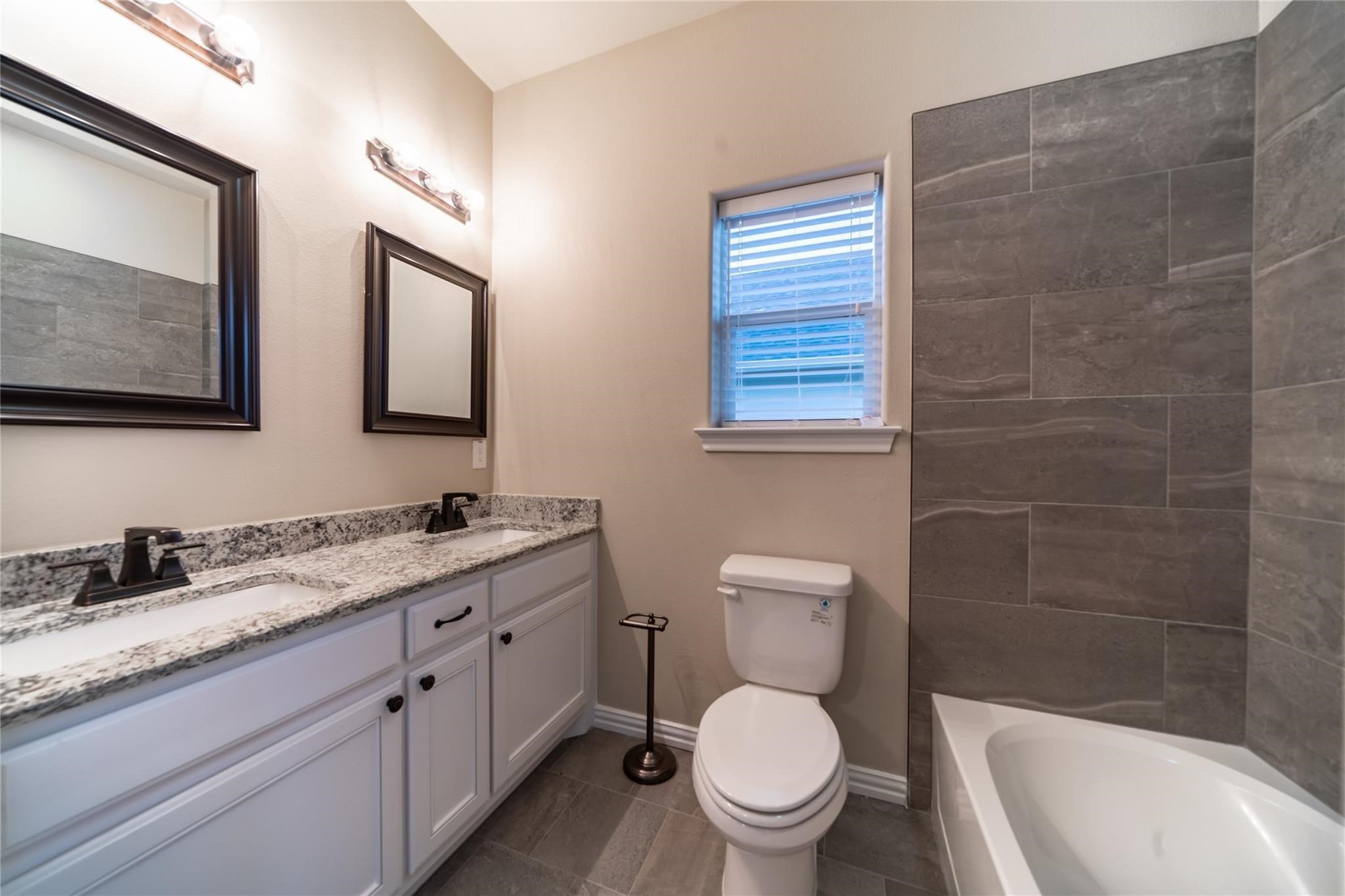 1030 W Gandy Street Denison TX 75020
