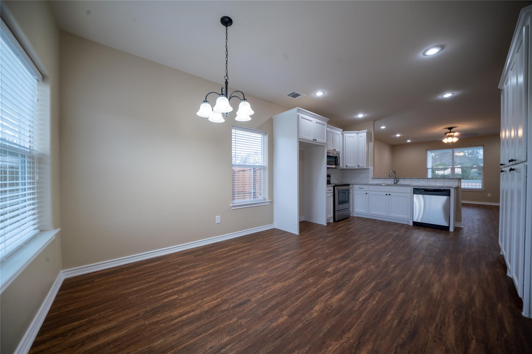 1030 W Gandy Street Denison TX 75020