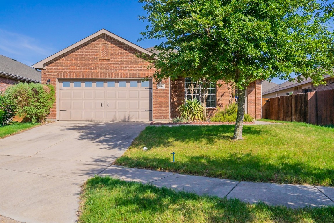 2044 Allyson Drive Heartland TX 75126