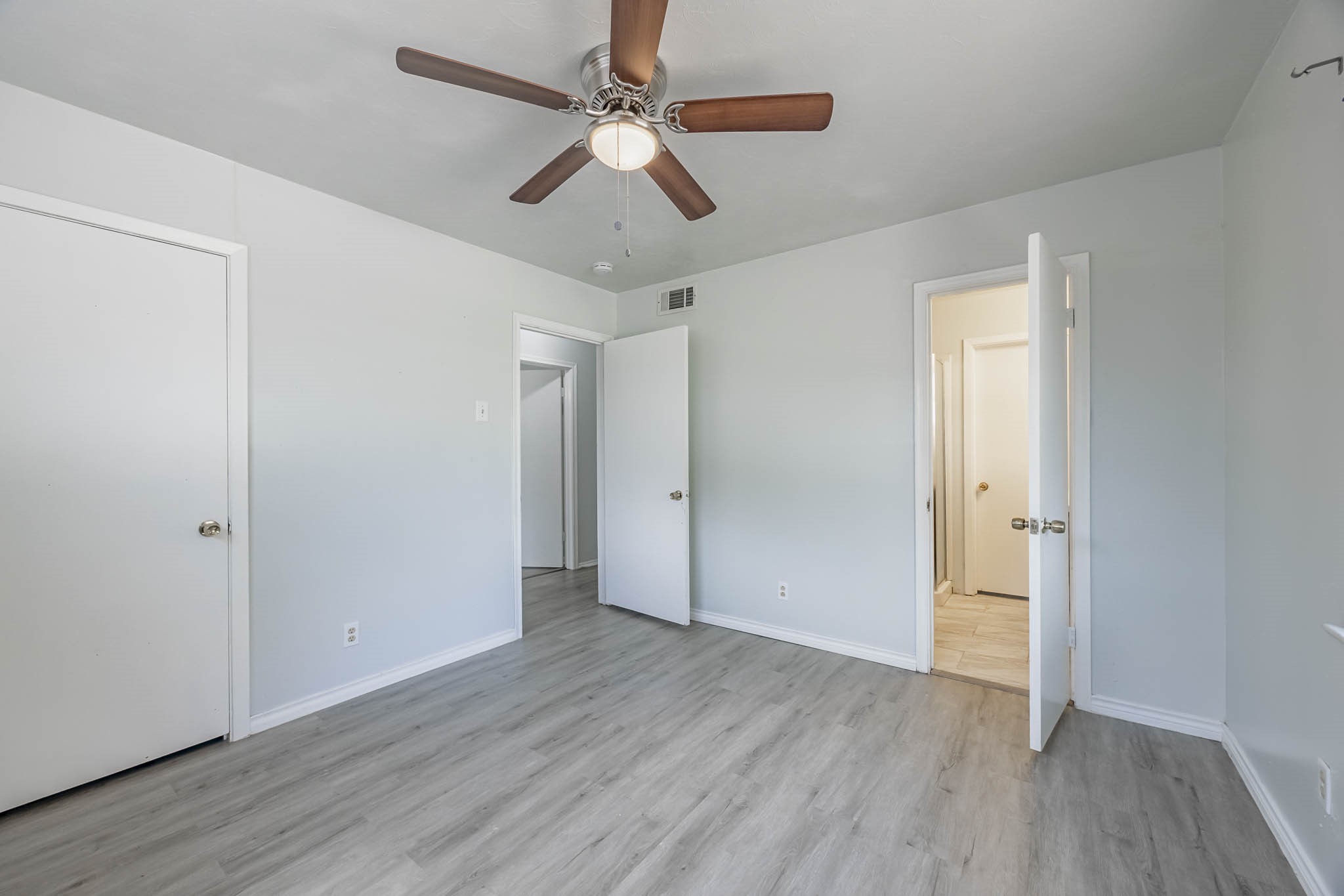 310 S Grove Road Richardson TX 75081