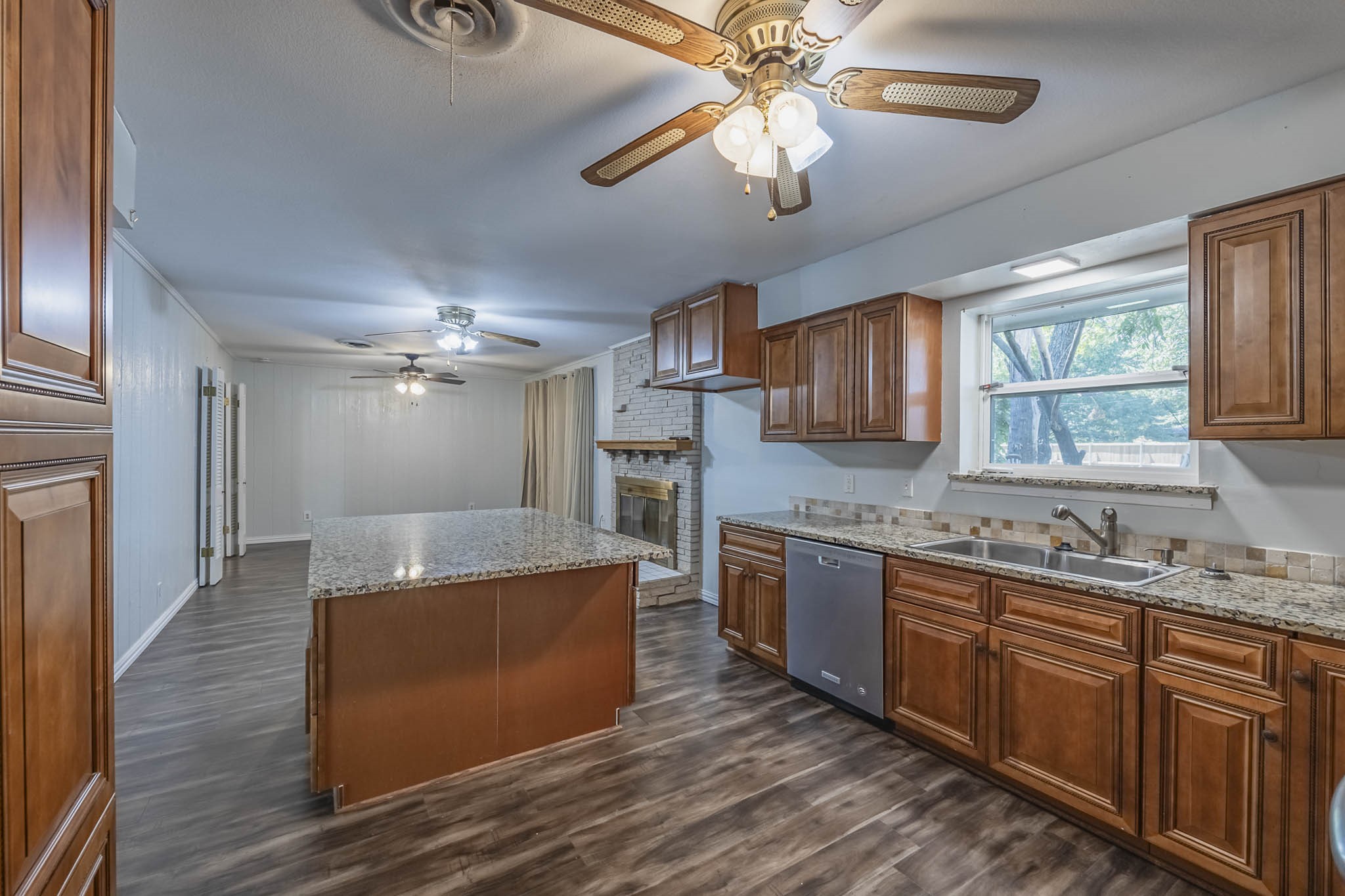 310 S Grove Road Richardson TX 75081