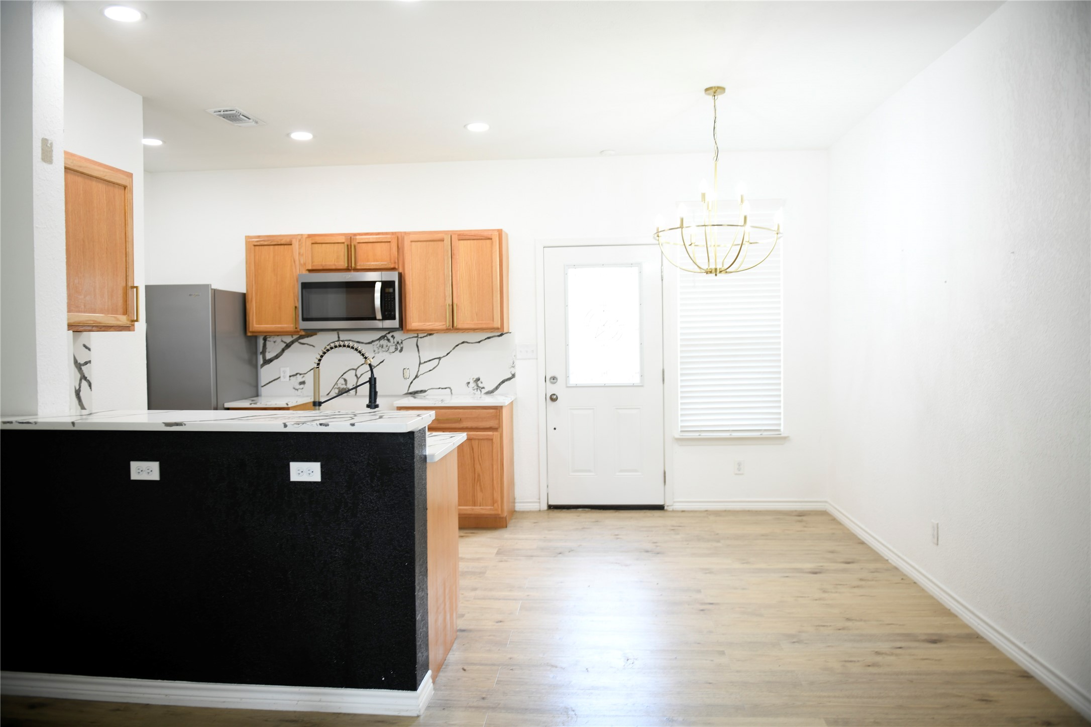 18072 Kelly Boulevard Dallas TX 75287