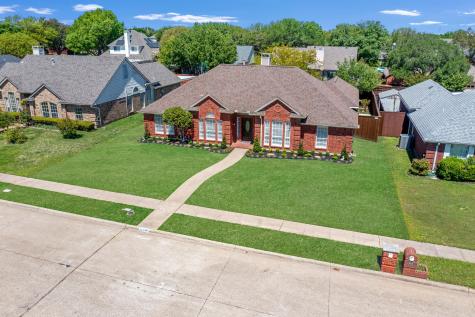 1301 Cardigan Street Garland TX 75040