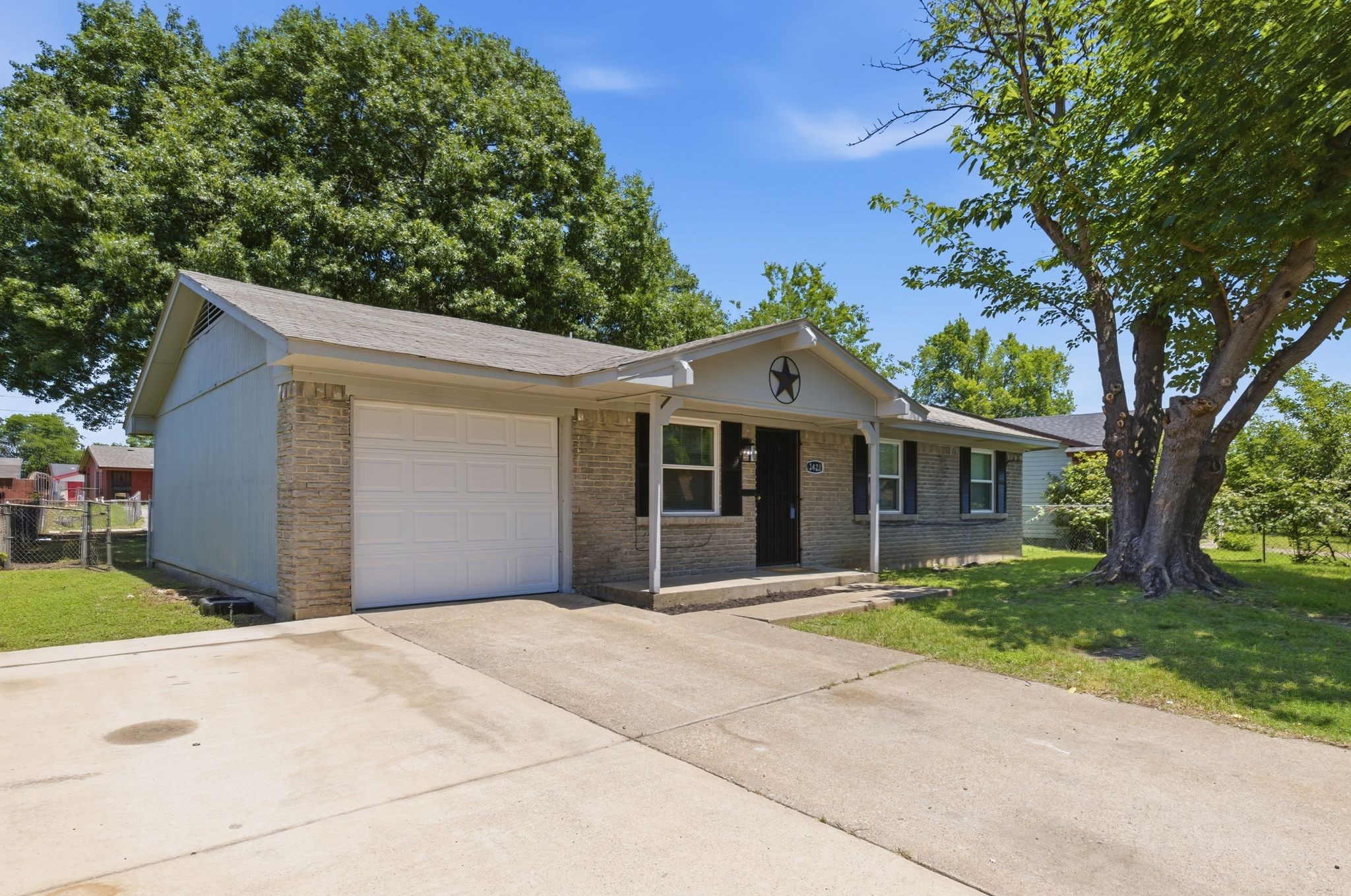 3423 Frosty Trail Dallas TX 75241