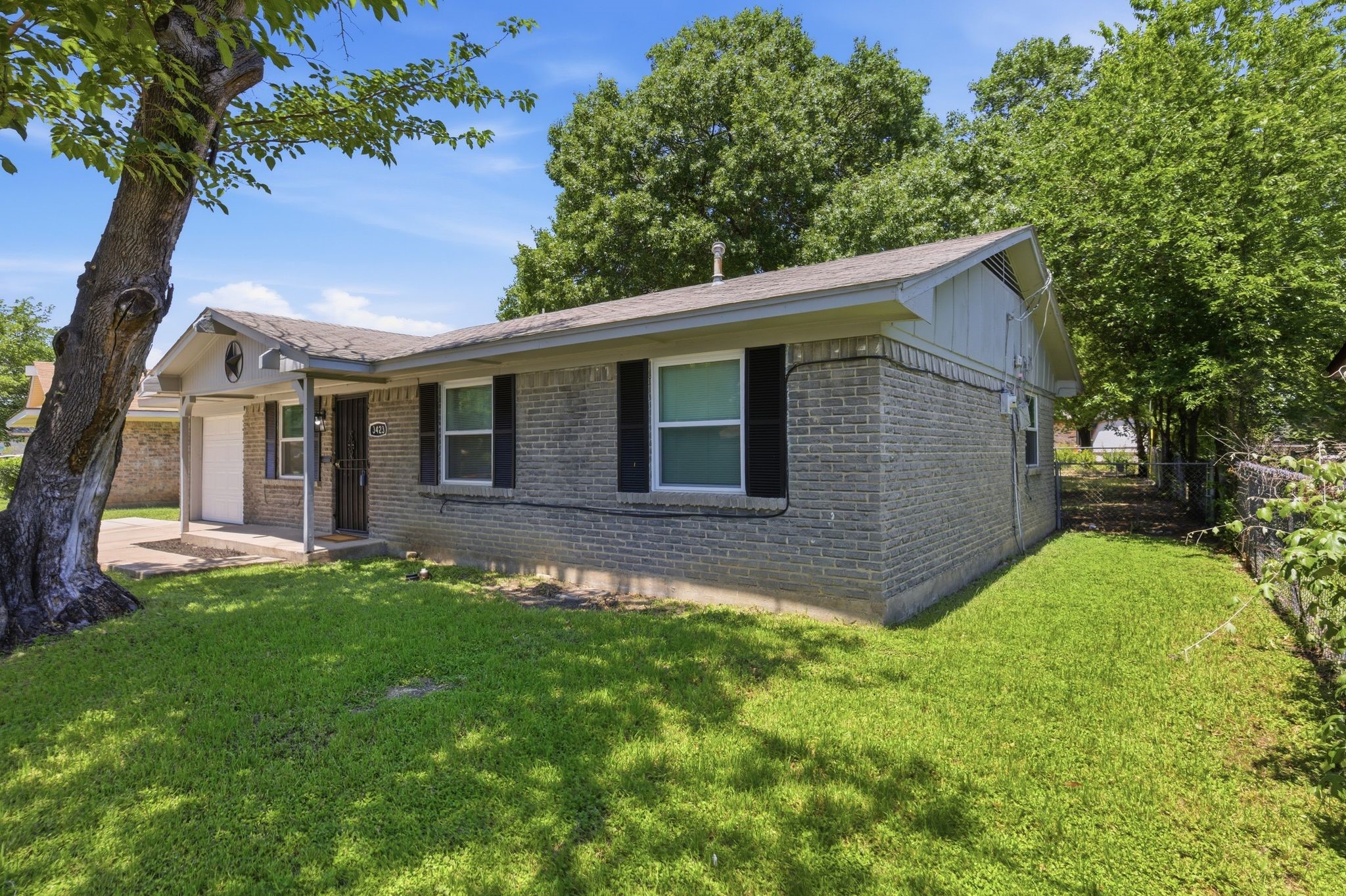 3423 Frosty Trail Dallas TX 75241