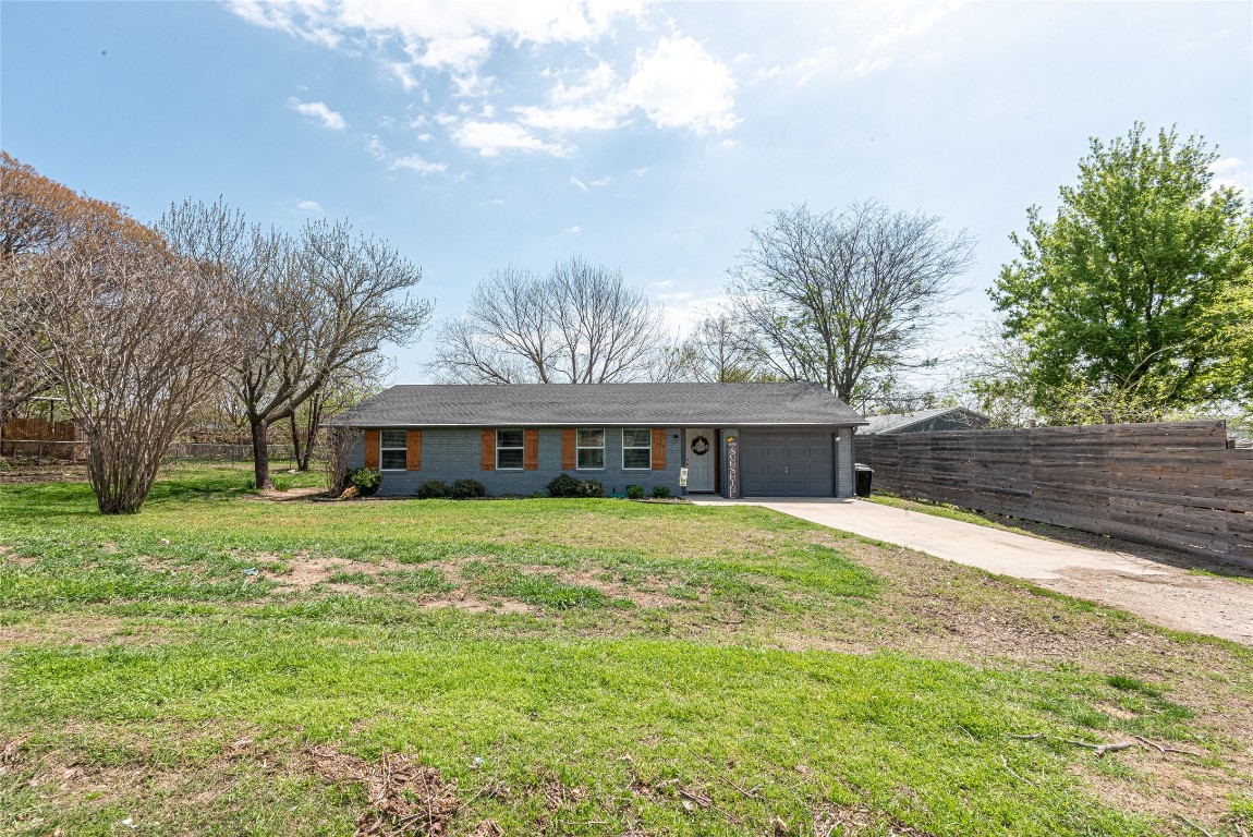 104 Kathey Street Weatherford TX 76088