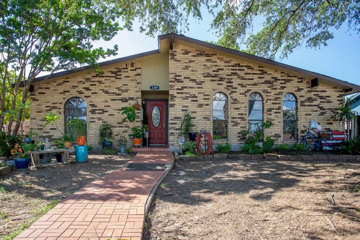 3309 Edgecliff Drive Garland TX 75043