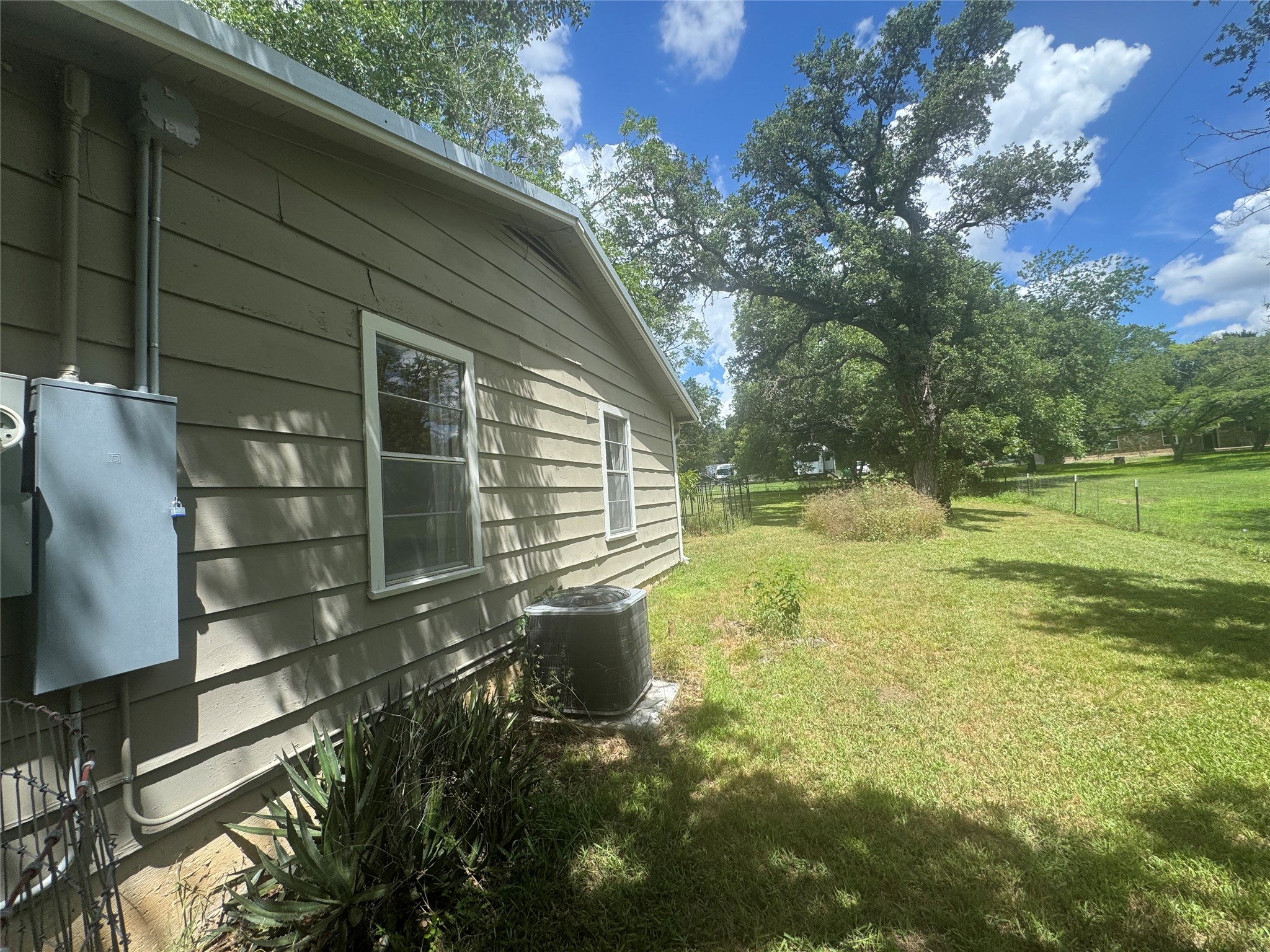 4527 Fm 219 Clifton TX 76634