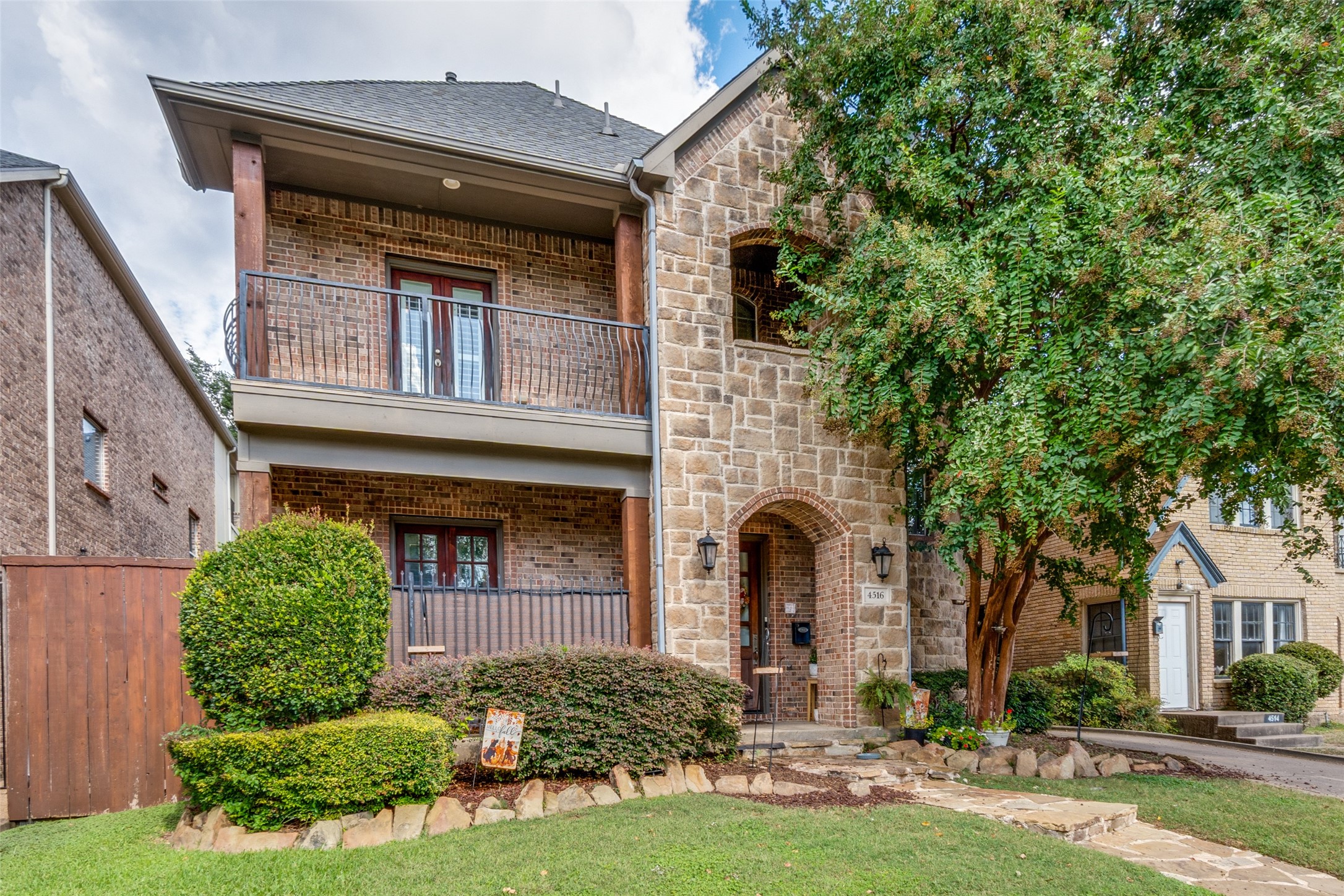 4516 Gilbert Avenue Dallas TX 75219