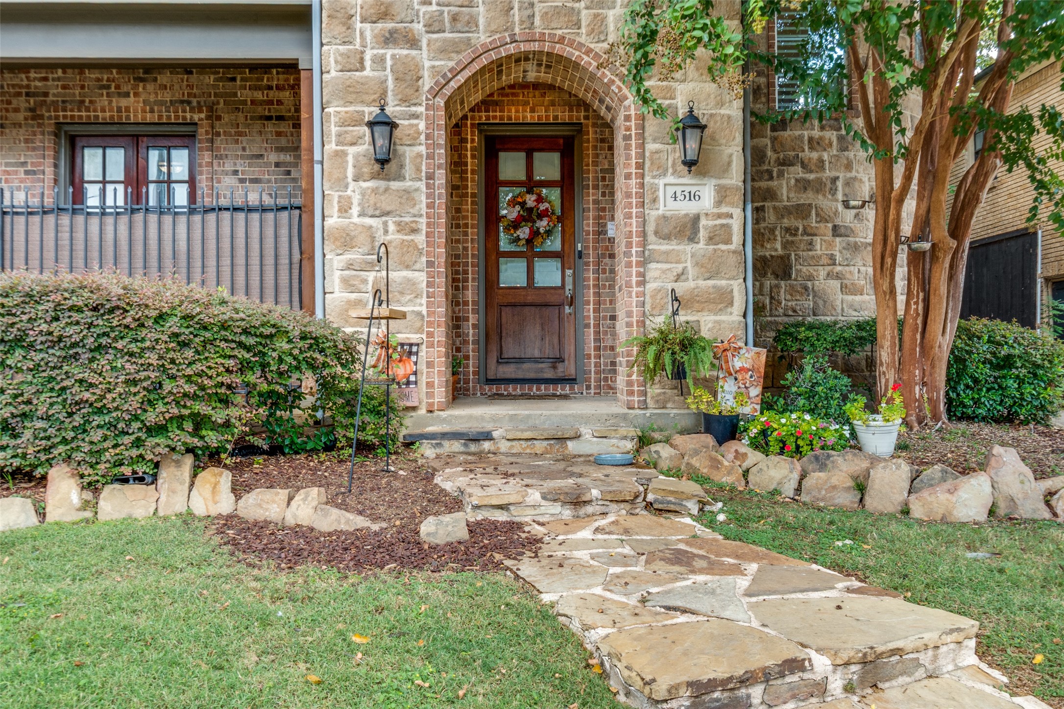 4516 Gilbert Avenue Dallas TX 75219