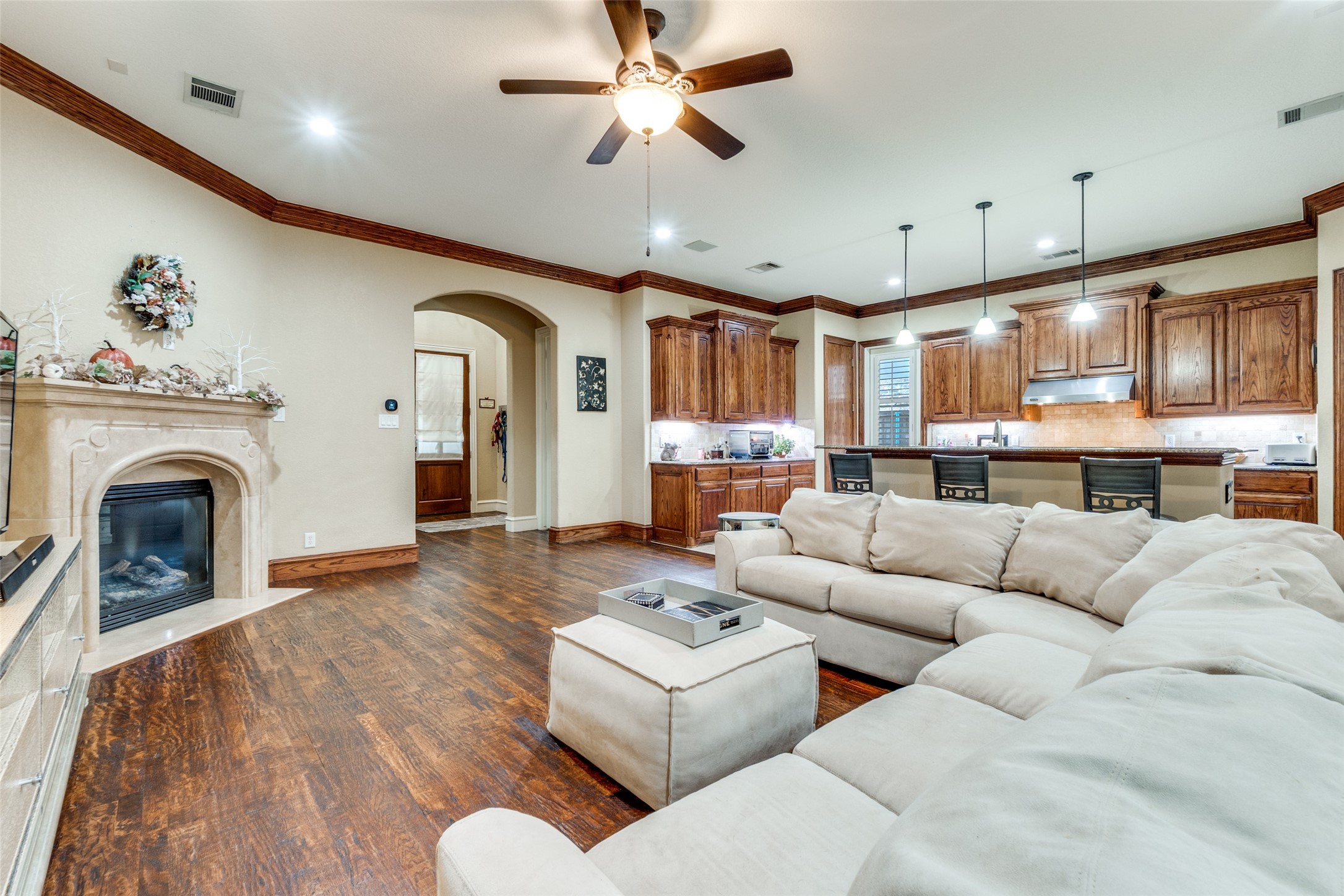 4516 Gilbert Avenue Dallas TX 75219