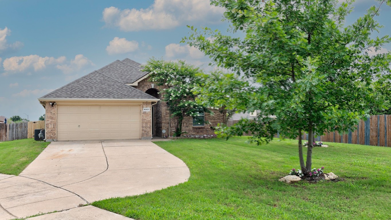 5308 Deep Lake Drive Grand Prairie TX 75052