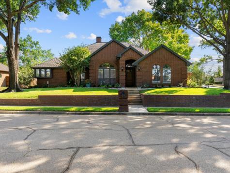 2200 Pine Thicket Lane Bedford TX 76021