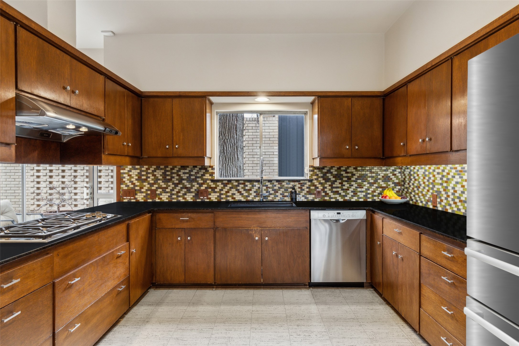 13958 Hughes Lane Dallas TX 75240